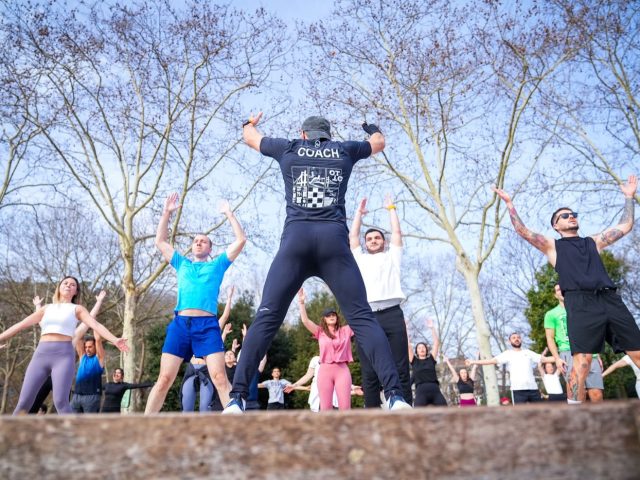 30 minutes de marche active par jour pour maintenir la forme